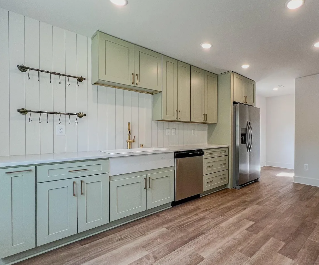 Beyond Builder Grade: Achieving Custom Aesthetics in Charlotte’s High-End Remodels