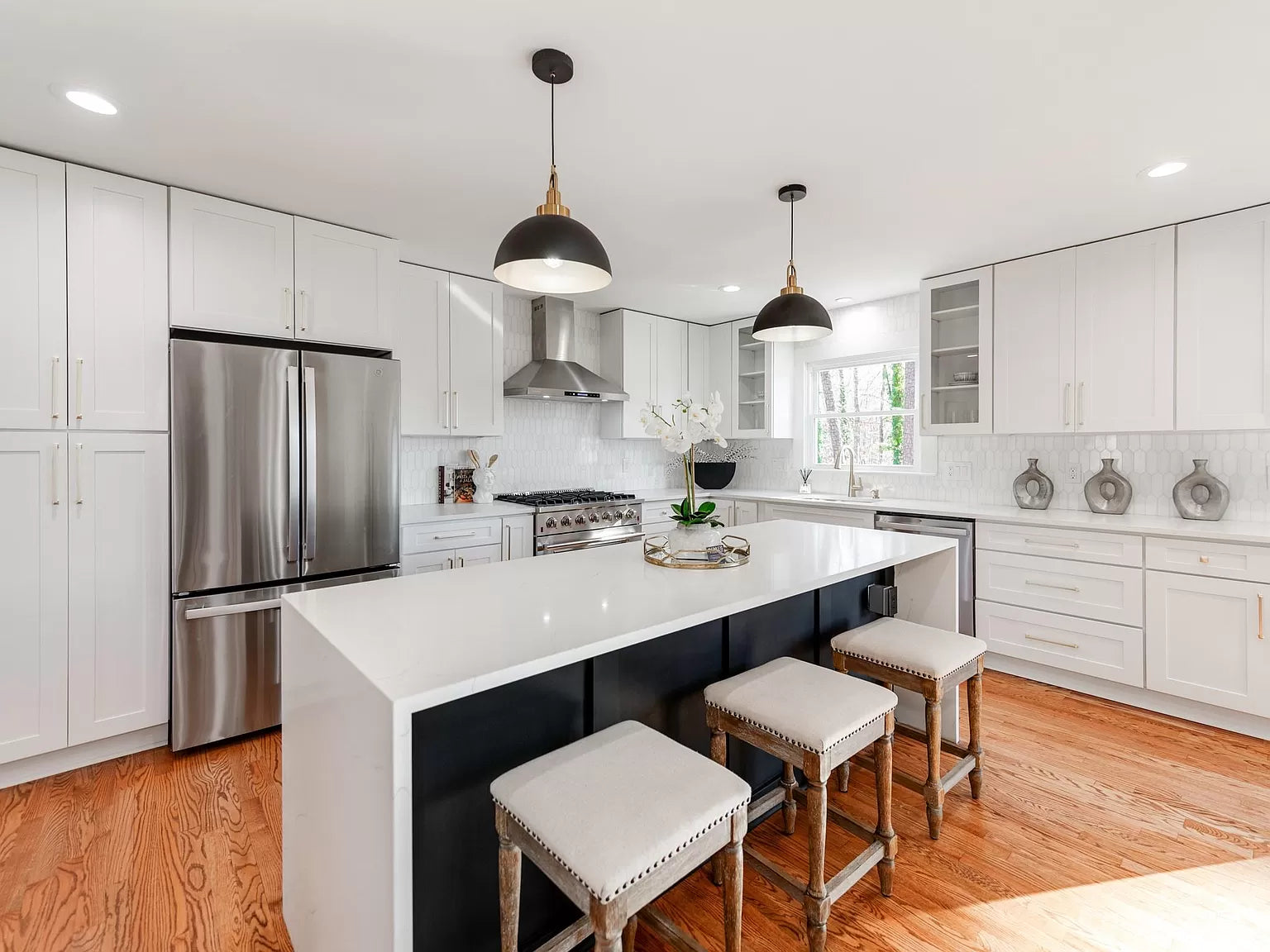 Experience Premier Custom Cabinetry in Virginia Beach with L&C Cabinetry