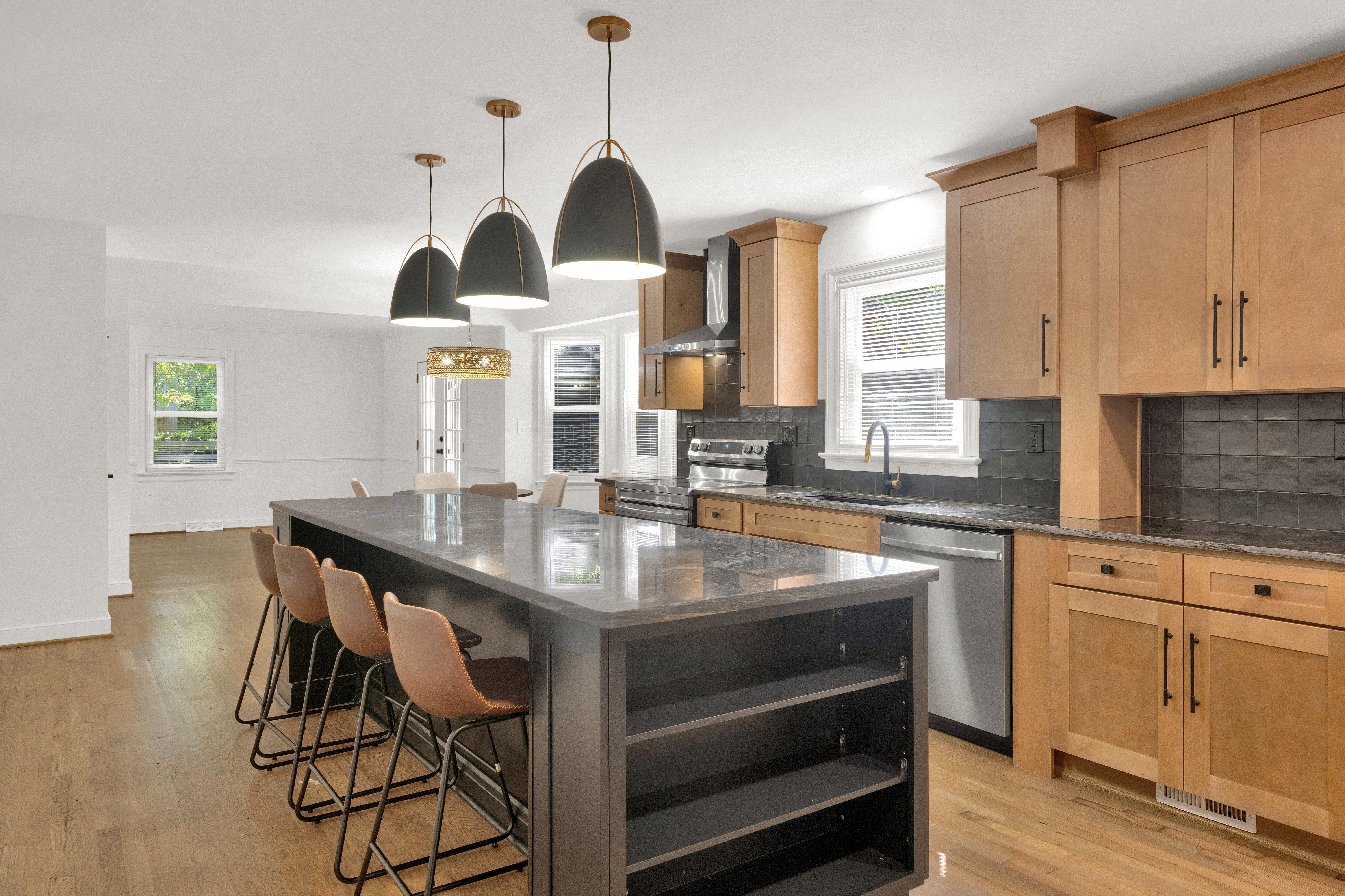 How to Order Wholesale Cabinets Online in Virginia: Step-by-Step Guide