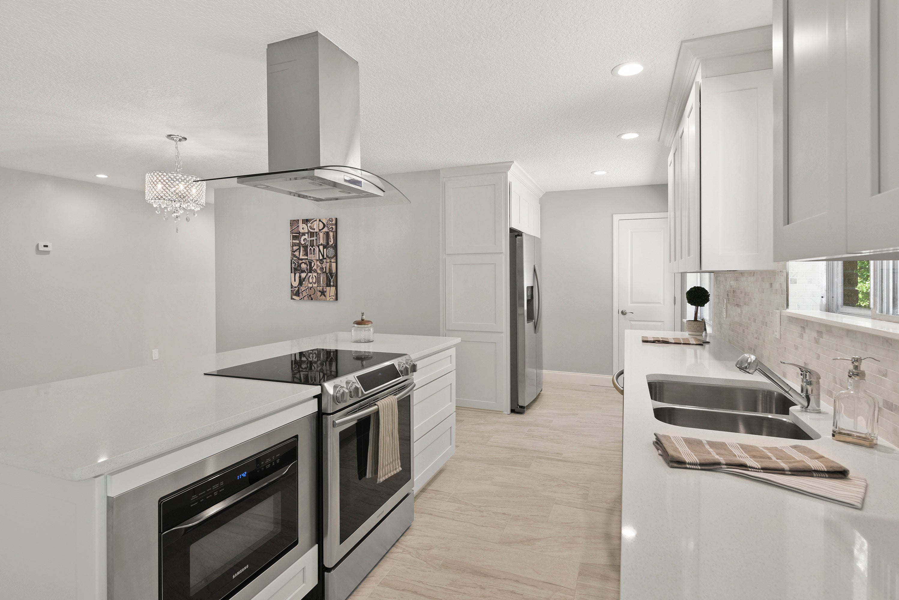How to Streamline Multi-Unit Projects with a Wholesale Cabinet Partner